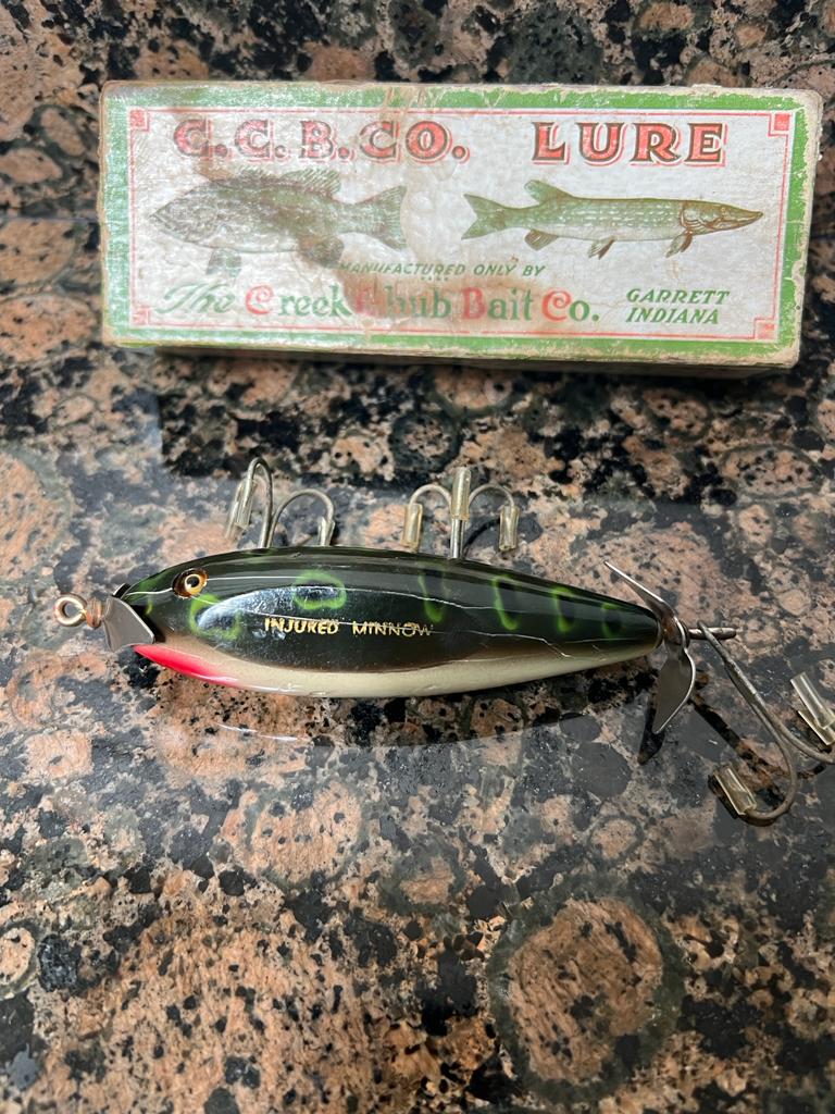 Creek Chub Injured Minnow #1519 Frog Spot Pattern + Box – SJT Fishing