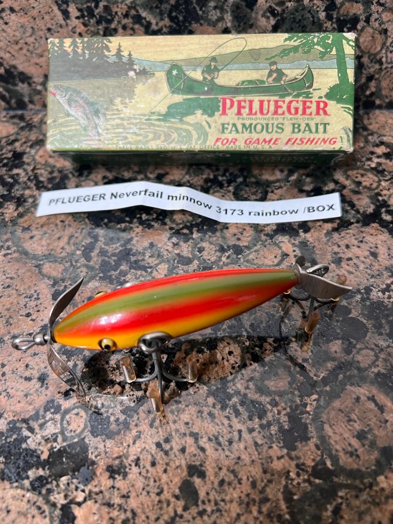 Pflueger Neverfail Minnow #3173 Rainbow Pattern + Matching Box